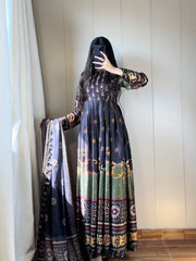 Falak Long Maxi
